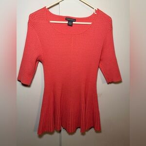 Chelsea & Theodore Coral Ribbed Knit Pendulum Top Size Large.